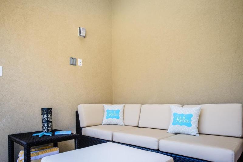 Holiday Inn Express Hotel & Suites Austin Nw - Arboretum Area By Ihg Екстериор снимка